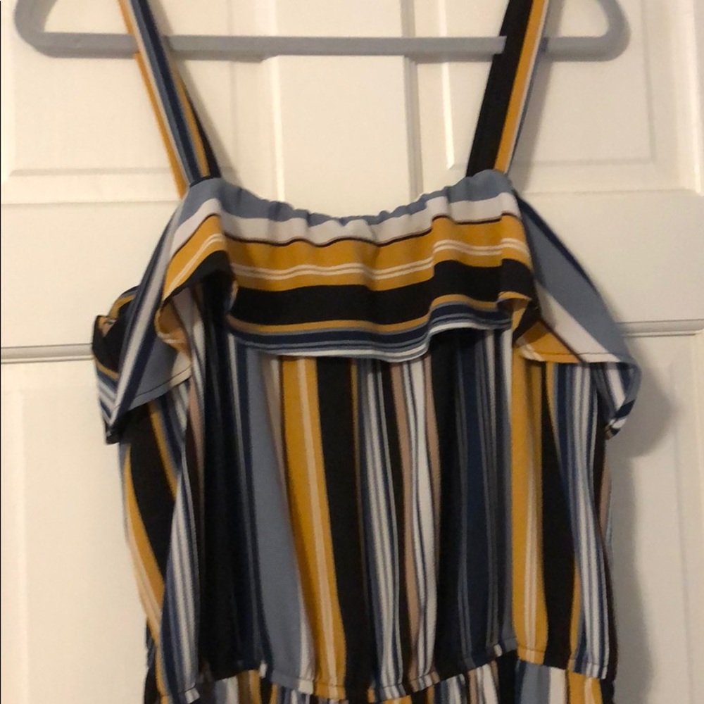 Jumper - Picture 2 of 2